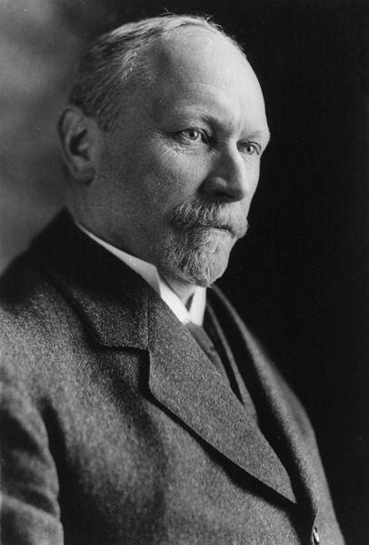 JAN SMUTS (1870-1950)