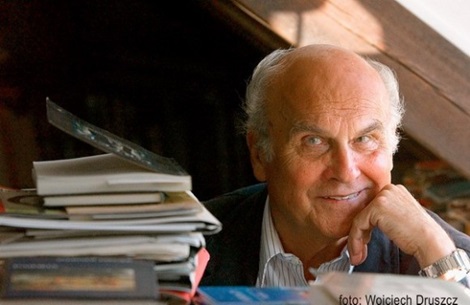 RYSZARD KAPUSCINSKI  (1932-2007)